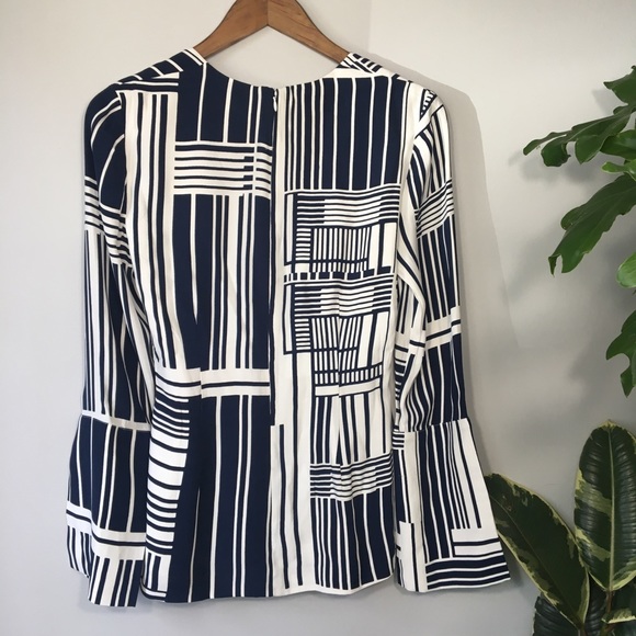 C/Meo Collective V Neck Wrap Grid Print Top - Picture 3 of 8